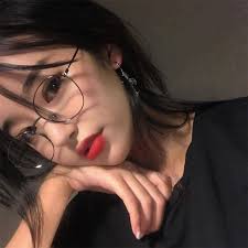 Ada satu hal yang harus diketahui dari gresik yakni objek wisata disana sudah makin berbenah. Yuk Cobain 15 Cara Berfoto Agar Terlihat Cantik Dan Imut Ini