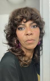 Stranded in Paradise (TV Movie 2014)