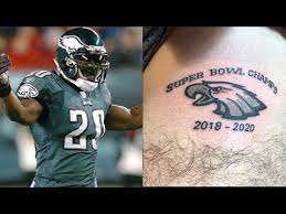 Through the carson wentz a01 foundation — a01 stands for audience of one, a reference to serving jesus — wentz has done incredible good, including building a sports complex for. Christian Mccaffrey Jukes Luke Kuechy Out Of His Cleats Youtube