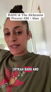 Erykah Badu Caught Doing Witchcraft at Concert