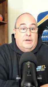 Hunter Schuerenberg comes back home again with the Vermeer sprint car