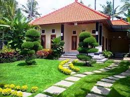 Bersantai di taman jadi makin menyenangkan! 5 Inspirasi Taman Depan Rumah