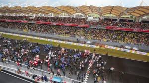 Sobat ingin tahu ramalan cuaca terkini secara realtime dan dengan tampilan yang keren? Litar Sepang Sedia Hadapi Cuaca Buruk Menjelang Gp Malaysia Motoqar