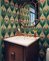 Whether you're starting from ground zero in a master bathroom renovation or sprucing up your powder room, we've found six foolproof hollywood regency style bathroom ideas that are sure to give your home the perfect shot of glamour. Hollywood Regency Bathroom Photos 10 Of 13
