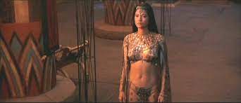 In this movie our hero teams up with a displaced princess and her crazy tinkerer father to i like him in the scorpion king more than any other role of his currently. The Scorpion King 2002