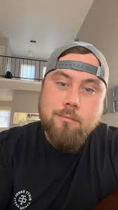 You never know what you might find in #Nashville after your kids' hockey  game! #countrymusic #countryartists #jodeemessina #dierksbentley