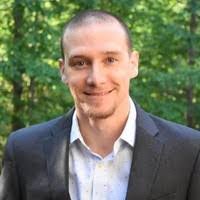 Lee Eason's Instagram, Twitter & Facebook