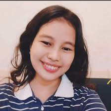 One of the greatest assets of women is their confidence, allow your posture  to reflect the shape of your body. 💃🏻🌸😊