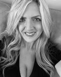 Two sides of an idle mind Faith or in Love? You need support and I run to  you You need strength and I run to you I need help and I run