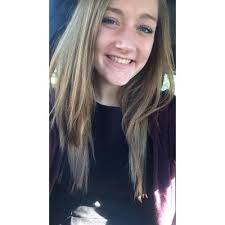 Anna Shoop's Instagram, Twitter & Facebook