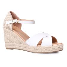 Maciejka, melissa, gino rossi et beaucoup d'autres. Sandales Compensees Blanches A Brides Croisees Blanc Cdiscount Chaussures