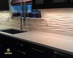 Image of آشپزخانه با دیوار کاشی کاری شده با کاشی هفت رنگ