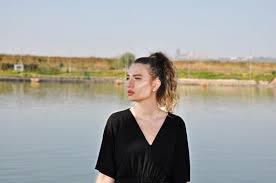 Irmak arıcı i̇hanet eden sevgilisine nasıl teşekkür etti? Irmak Arici Kimdir Maksatbilgi