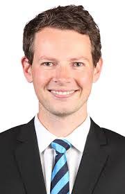 Faye Saunders's Instagram, Twitter & Facebook