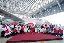 Ketua pegawai eksekutif kumpulan airasia, tan sri tony fernandes berkata. Pelancaran Livery Upm Airasia Di Sepang Aircraft Engineering Sdn Bhd Sae Universiti Putra Malaysia