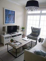 Yes, you'll make mistakes arranging furniture in a small living room, but when decorated well, petite rooms can look seriously stylish (tiny bathrooms are proof). 1000 Ideas About Small Apartment Decorating On Pinterest Small Small Apart Small Apartment Living Living Room Furniture Arrangement Living Room Decor Apartment