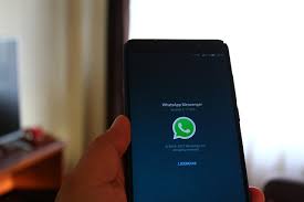 Seperti misalnya mencari cara mengendalikan hp orang lain dengan android yang memang bisa dilakukan dengan beberapa langkah. 7 Cara Tahu Wa Disadap Paling Gampang Kenali Ciri Cirinya
