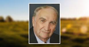 Roger Bledsoe's Instagram, Twitter & Facebook