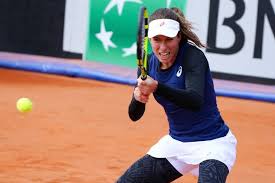 L'organisation reste inchangée pour cette 55e édition de la fed cup avec les groupes mondiaux i et ii et les barrages i et ii. Johanna Konta Beaten By Simona Halep As Romania Seize Lead In Controversial Fed Cup Tie Mirror Online