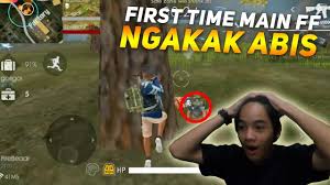 Players freely choose their starting point with their parachute and aim to stay in the safe zone for as long as possible. Gambar Lucu Gambar Lucu Free Fire