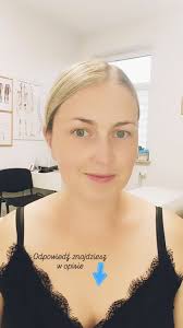 🎗️Naklejona na skórę taśma kinezjologiczna unosi ją, dzięki czemu zwiększa  się przestrzeń pomiędzy skórą a mięśniami i otaczającą je powięzią. ,  ✨Taśmy działają na pobudzenie układu limfatycznego, ...