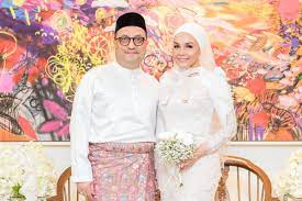 Noryn aziz is the winner of gegar vaganza 5. Noryn Aziz Sempat Kahwin Sebelum Pkpb Buat Persiapan Kurang 24 Jam Keperibadiannya Memikat Saya Hiburan Mstar