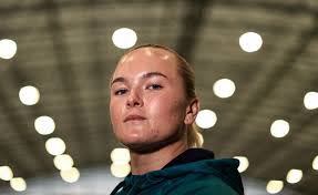 Vicki Wall's Instagram, Twitter & Facebook