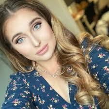 Bridgette Lyon's Instagram, Twitter & Facebook