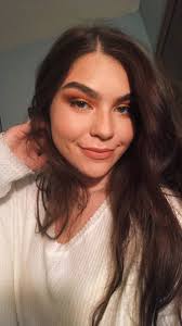 kylee 🤗 (@kyleeyocum_)