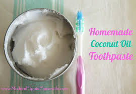 homemade coconut oil toothpaste