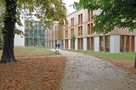 Vous pouvez consulter les sites actuels : Maison D Education De La Legion D Honneur A Saint Denis Seine Saint Denis Par Belus
