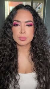 Mayra Munoz's Instagram, Twitter & Facebook