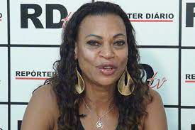 Provavelmente o nome mais famoso do futebol feminino mundial, a atacante brasileira marta vieira da silva, de 29 anos, continua em sua potência máxima. Pdt Filia Marta Sobral E Celebra Retorno De Cicero Martinha