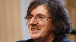 Nace una flor, todos los días sale el sol...