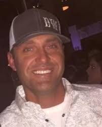 Shawn Stotts's Instagram, Twitter & Facebook