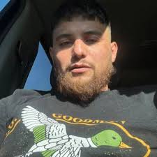 Chris Jett (@goodhandsfeet)