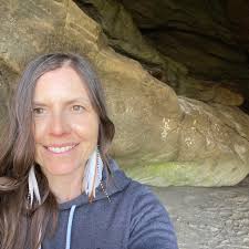 Coffee spot with kids play space?