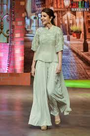 Indian Celebrities In Palazzo Pants 25 Ways To Wear Palazzo Like Them Designer Dresses Indian Dress Indian Style Mehendi Outfits