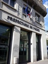 Vous êtes à la recherche d'un emploi : Prefecture De Police 12 Quai De Gesvres Paris France Police Stations On Waymarking Com