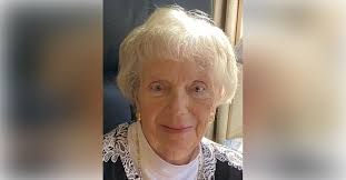 Obituary information for Muriel Lynn Moulthrop
