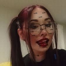 Heidi Lavon (@itsheidilavon)