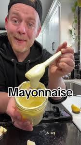 Summer Mayo's Instagram, Twitter & Facebook