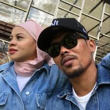 And chinese people are happy to see this cross cultural and semi controversial. Shuibsepahtu On Twitter Pantun Dua Kerat Kura Kura Dalam Perahu Moto Berhias Malu Apa Bosku Ysukushuib Yssproject Zizanrajalawak