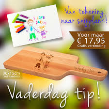 Wil je je het beste vaderdagcadeau van 2021 geven? Vaderdag Borrelplank 30x15 Cm Coolhout