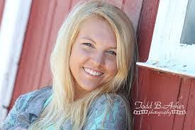 Laura Freels's Instagram, Twitter & Facebook