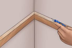 I'm painting my daughter's room and, as she wanted, i removed a chair rail. How To Remove A Dado Rail Using A Moulding Bar Wonkee Donkee Tools