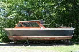 Great 1965 Lyman Islander 28 Foot With Flybridge Boat Design Lyman Boats Runabout Boat