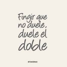 Tengo un dolor en el pecho casi no puedo ni hablar tanto dolor en el alma que no me deja pensar. Imagenes De Dolor Con Frases Que Duelen En El Alma