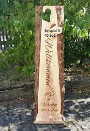 Holzaufsteller Wunschbeschriftung Deko Holzstele Willkommen Etsy Wooden Signs Wooden Stand Family Signs