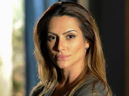 Cleo e outras atrizes vão ler cartas recebidas por Lula na prisão